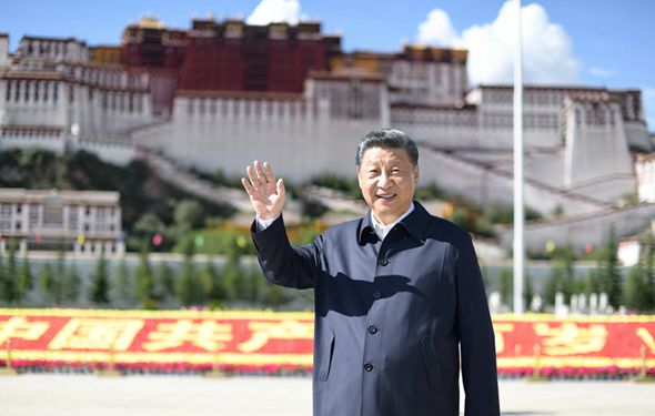 习近平在西藏考察时强调 全面贯彻新时代党的治藏方略 谱写雪域高原长治久安和高质量发展新篇章